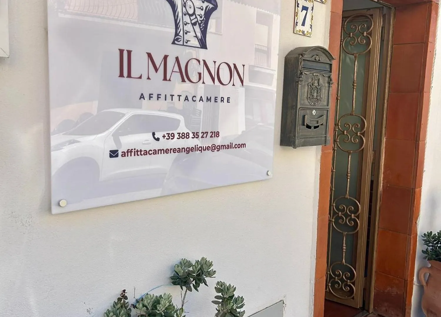Affittacamere Il Magnon サンタ・テレーザ・ガッルーラ イタリア